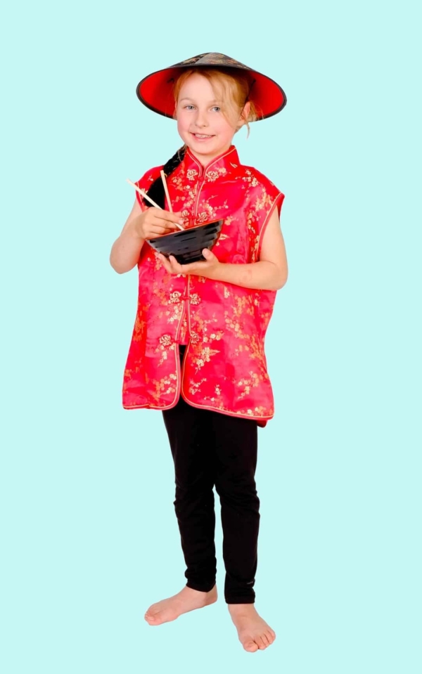Kostüm Chinese Wan Tan Suppe Gr. 134 - für Kinder 14,- € für vier Tage. Zubehör inklusive. Chemnitzer Kostümverleih. W-16
