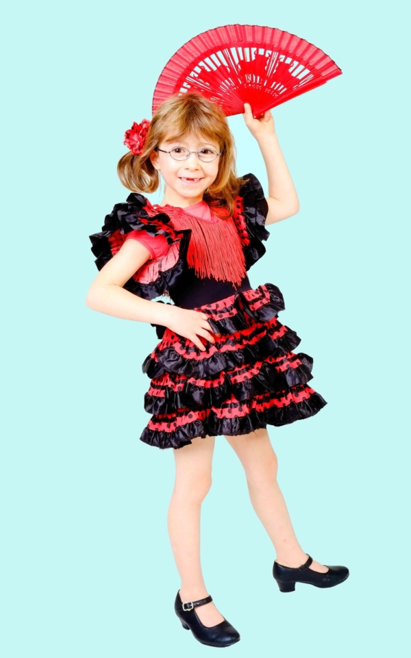 Kostüm Kleine Flamenco Tänzerin Gr. 110-116 für Kinder. 12,- € für vier Tage. Zubehör inklusive. Chemnitzer Kostümverleih. W-2