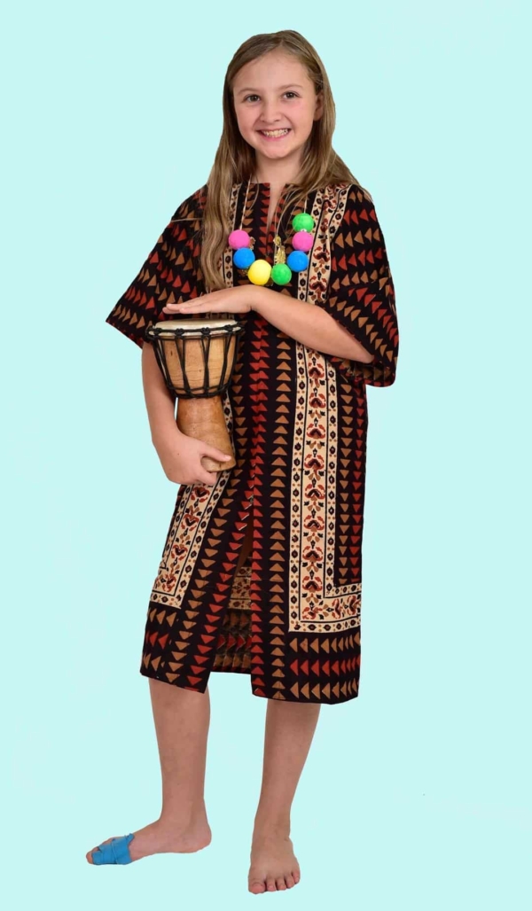 Kostüm Afrika braune Massai Gr. 146 für Kinder. 12,- € für vier Tage. Zubehör inklusive. Chemnitzer Kostümverleih. W-55