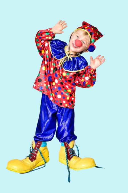 Kostüm Clown Oli Gr. 128 für Kinder. 12,- € für vier Tage. Zubehör inklusive. Chemnitzer Kostümverleih B-13