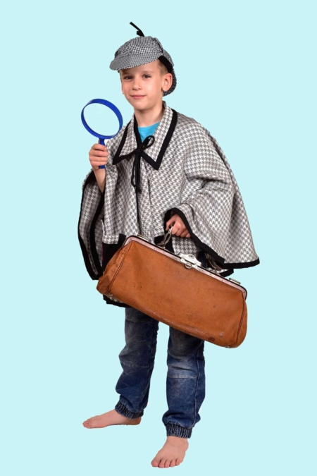 Kostüm Detektiv Franz Findig Gr. 140 für Kinder. 13,- € für vier Tage. Zubehör inklusive. Chemnitzer Kostümverleih B-30