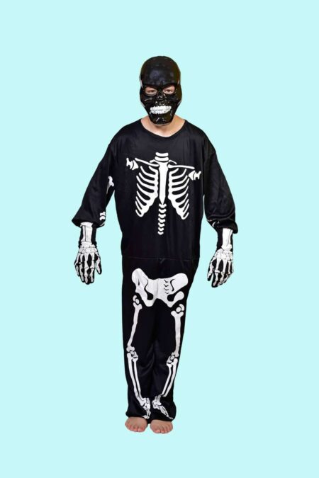 Halloween Kostüm Skelett Gevatter Tod. 2x Gr 140. 19,- € für vier Tage. Zubehör inklusive - Chemnitzer Kostümverleih - Kostüm H-54b