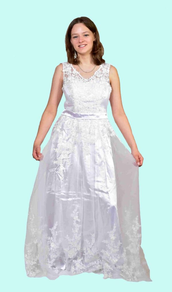 Kostüm Abendkleid Hochzeitskleid Gr. 40 für Erwachsene. 41,- € für vier Tage. Zubehör inklusive. Chemnitzer Kostümverleih. AM-5