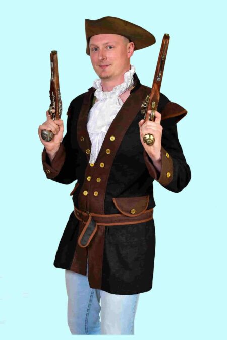 Kostüm Lord Pirat für Erwachsene. 27,- € für vier Tage. Gr. 50-52. Zubehör inklusive - Chemnitzer Kostümverleih S-30a