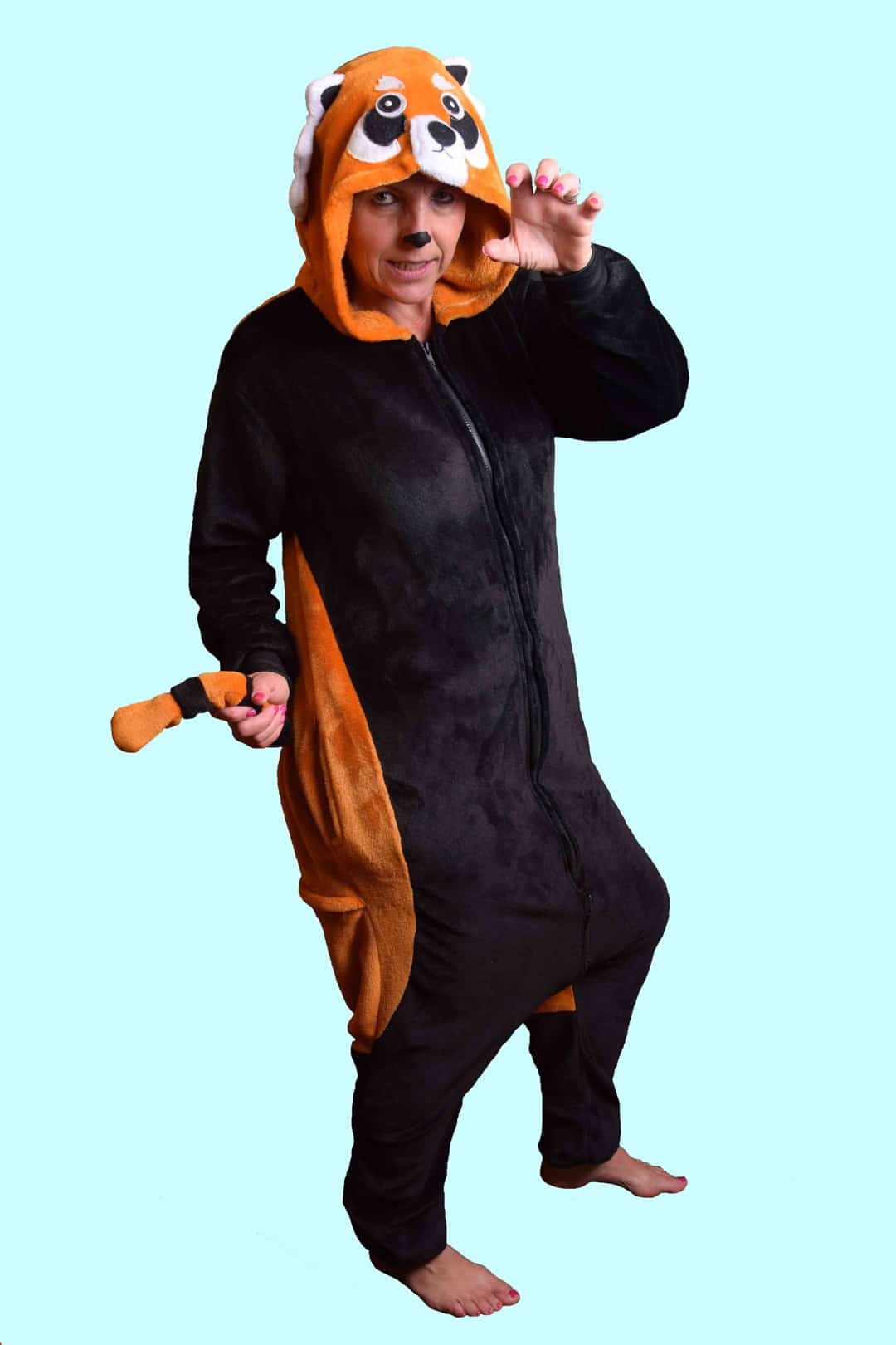 Kostüm oranger Panda für Erwachsene. 23,- € für vier Tage. Zubehör inklusive - Chemnitzer Kostümverleih - Kostüm T-99