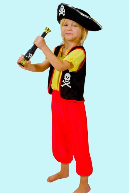 Piraten Kostüm für Kinder Steuermann. 13,- € für vier Tage. Gr.120. Zubehör inklusive - Chemnitzer Kostümverleih S-7