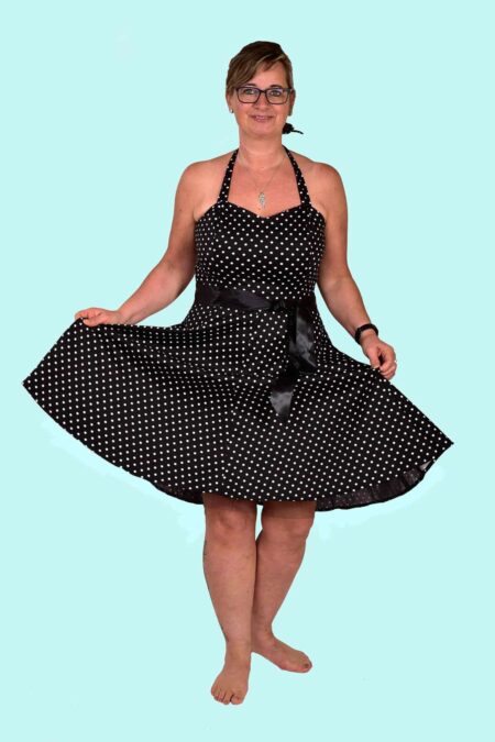 Kostüm weiße Punkte Pettingcoat Rock and Roll Gr. 44 für Erwachsene. 31,- € für vier Tage. Zubehör inkl. – R-05