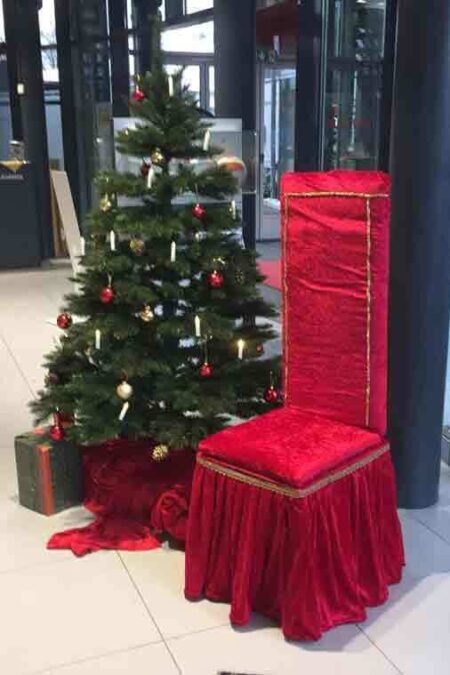 Zubehör Weihnachten Thron vom Weihnachtsmann. 21,- € für vier Tage. Chemnitzer Kostümverleih. W-86