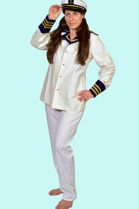 Kostüm Zweiter Offizier zur See Gr. 38-40 für Erwachsene. 24,- € für vier Tage. Zubehör inklusive. Chemnitzer Kostümverleih B-91