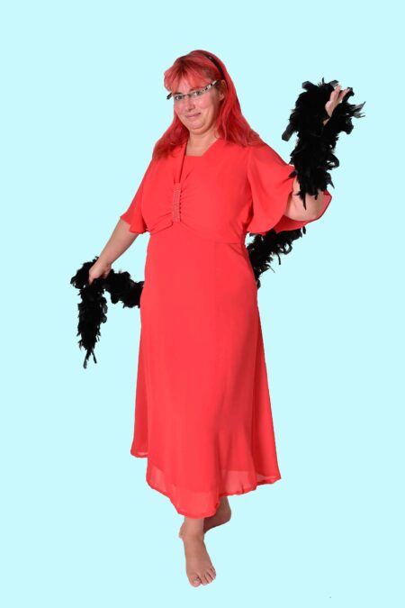 Kostüm rotes Abendkleid Gr. 40 für Erwachsene. 19,- € für vier Tage. Zubehör inklusive. Chemnitzer Kostümverleih. AM-14